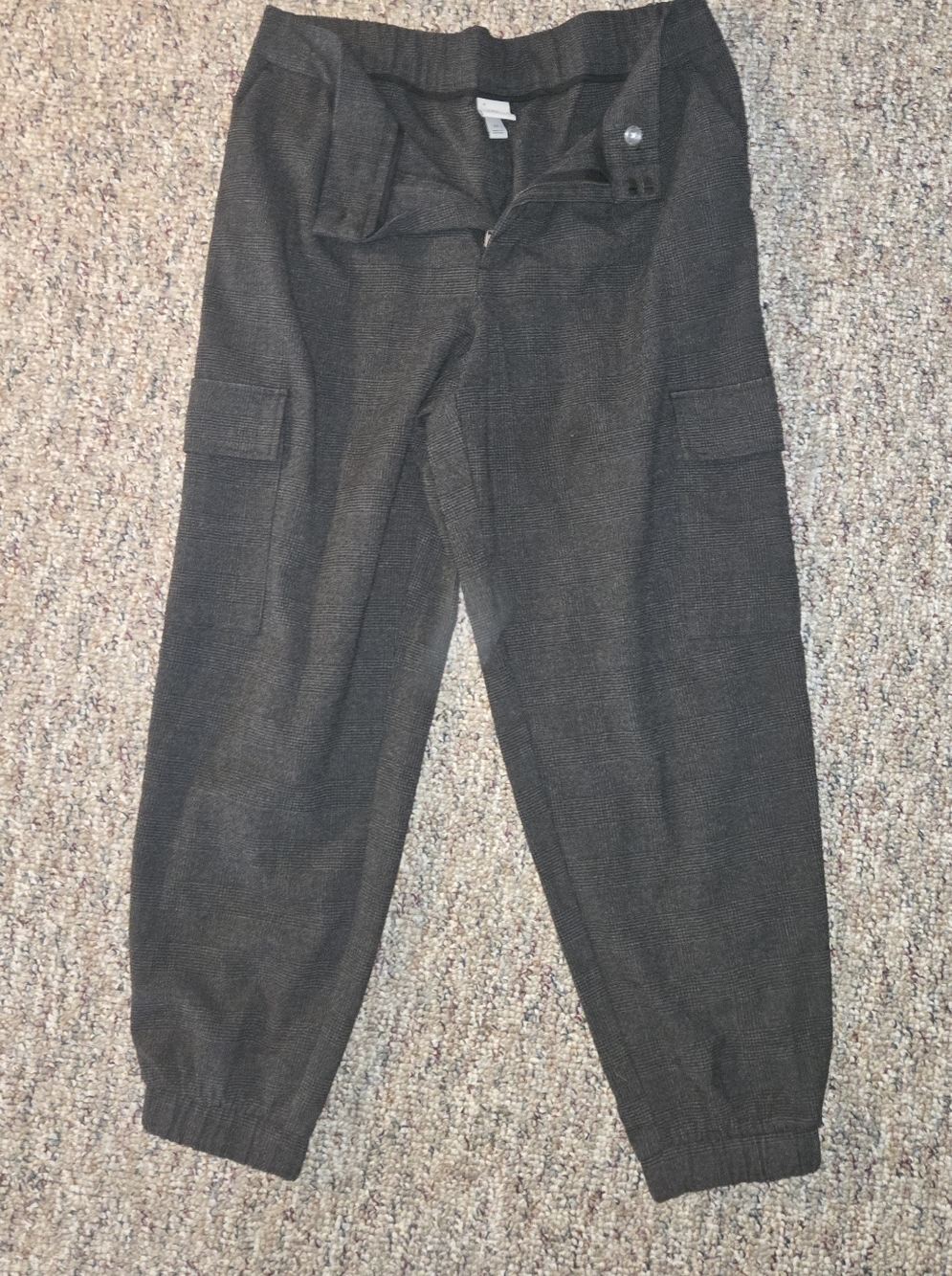 Womens Casual Cargo Jogger Pants in Dark Brown Plaid
